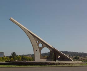 Singleton Sundial - New South Wales Tourism  0