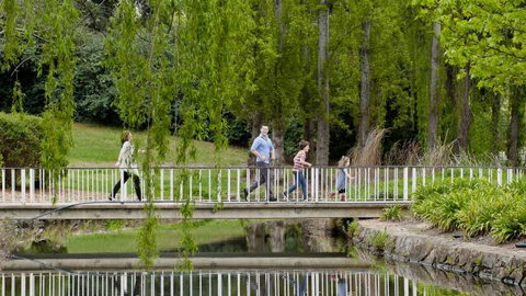 Commonwealth Park - New South Wales Tourism  6