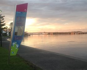 The Entrance Coast To Lake Walk - New South Wales Tourism  1