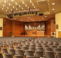 Wollongong Town Hall - New South Wales Tourism 