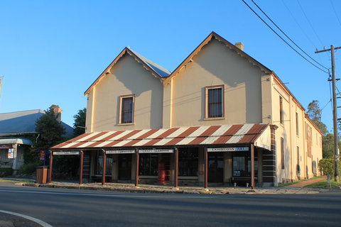Campbells Store Craft Centre - New South Wales Tourism  4