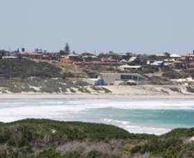 Back Beach - Geraldton - New South Wales Tourism  0