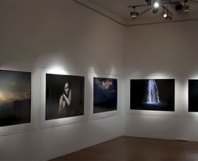 Roslyn Oxley9 Gallery - New South Wales Tourism  2