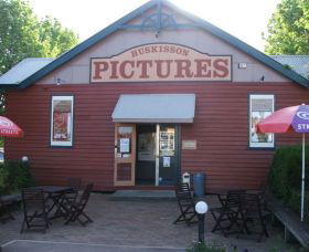 Huskisson Pictures - New South Wales Tourism  0