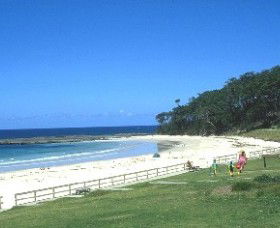 Mollymook Beach - New South Wales Tourism  2