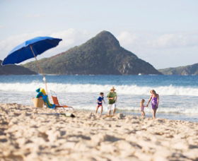 Fingal Bay Beach - New South Wales Tourism  0