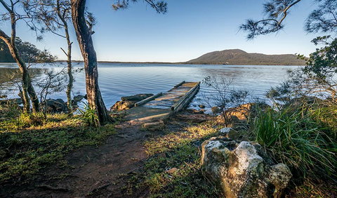 Queens Lake Nature Reserve - New South Wales Tourism  1