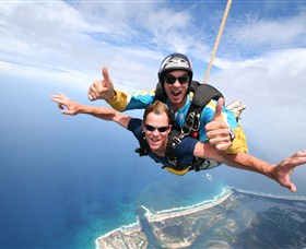 Gold Coast Skydive - New South Wales Tourism  1
