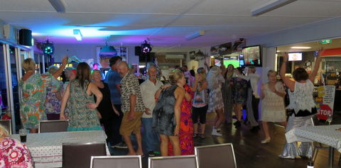 Lake Conjola Bowling Club - New South Wales Tourism  3