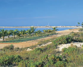 Exmouth Town Beach - New South Wales Tourism  0