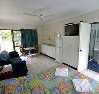 Tropical Palms Inn - New South Wales Tourism 