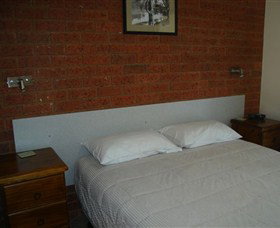 Greenways Holiday Units - New South Wales Tourism  0