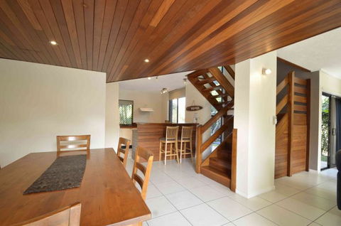 Glen Eden Beach Resort - New South Wales Tourism  2