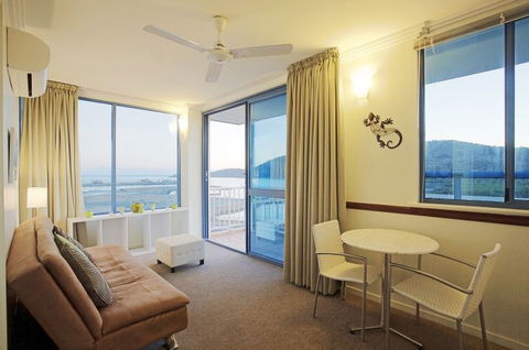 At Whitsunday Vista Resort - New South Wales Tourism  1