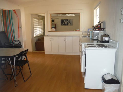 Aljaka - New South Wales Tourism  2