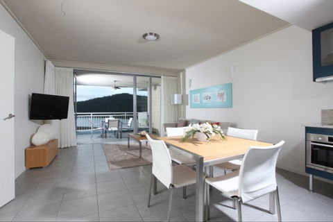 Peppers Airlie Beach - New South Wales Tourism  0