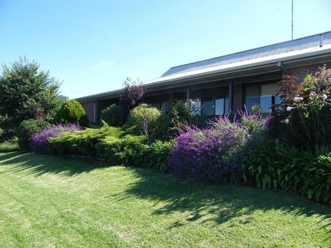 Boomers Guest House Hamilton - New South Wales Tourism  3