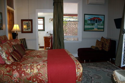 Naracoopa Bed And Breakfast And Pavilion - New South Wales Tourism  0