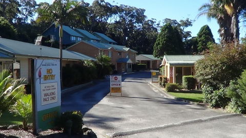 Sussex Inlet Holiday Centre - New South Wales Tourism  4
