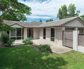 At Theme Park Central Holiday House - New South Wales Tourism  0