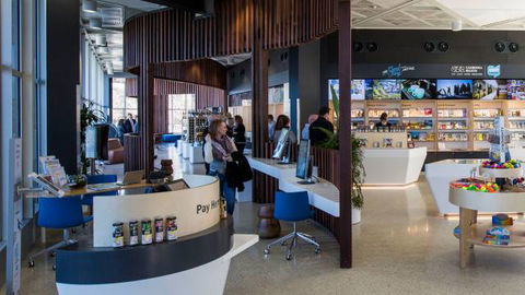 Canberra And Region Visitors Centre - New South Wales Tourism  0