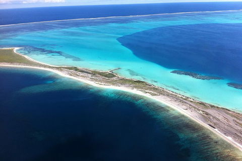 Abrolhos Islands Fixed-Wing Scenic Flight - New South Wales Tourism  0