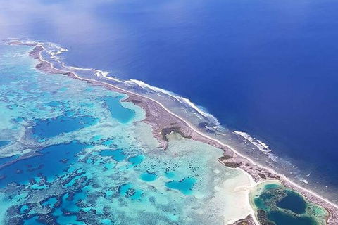 Abrolhos Islands Fixed-Wing Scenic Flight - New South Wales Tourism  4