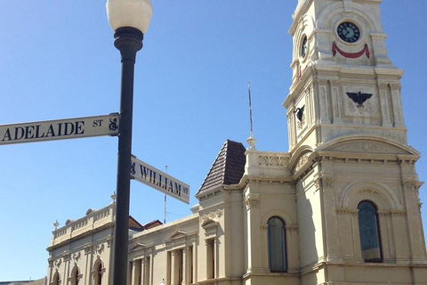 Fremantle Hop-On Hop-Off Tram Tour - New South Wales Tourism  1