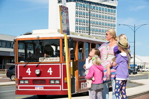 Fremantle Hop-On Hop-Off Tram Tour - New South Wales Tourism  3