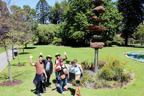 Explore Perth City Walking Tour - New South Wales Tourism  1