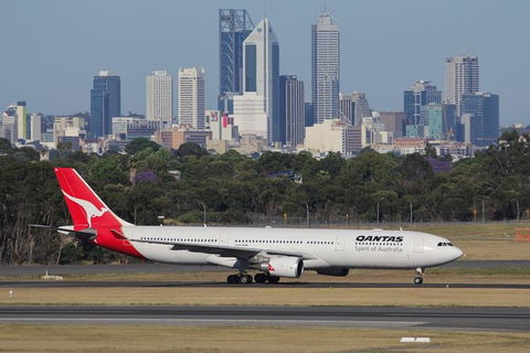 Airport Transfer-Fremantle To Perth Airport - New South Wales Tourism  1