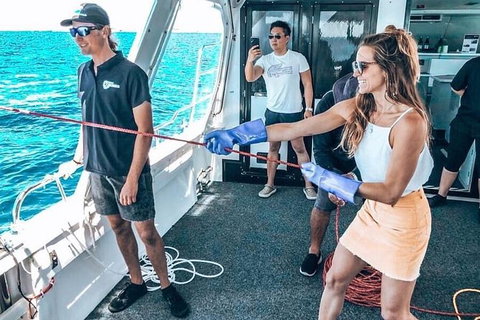 Rottnest Island 5-Course Deluxe Seafood Banquet Cruise - New South Wales Tourism  6