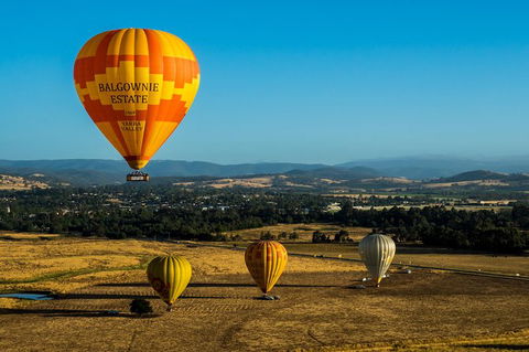 Yarra Valley Balloon Flight And Winery Tour - New South Wales Tourism  13