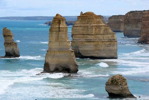 Melbourne Combo: Great Ocean Road Tour And Phillip Island Penguin Parade Tour - New South Wales Tourism  0