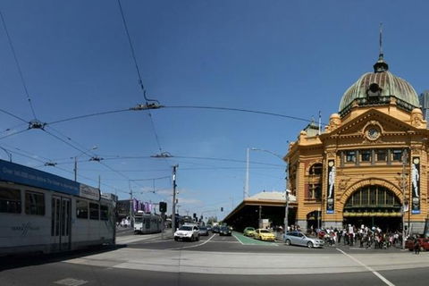 Central Melbourne Walking Tour - New South Wales Tourism  1