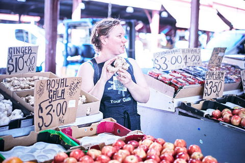 Queen Victoria Market Ultimate Foodie Tour - New South Wales Tourism  7