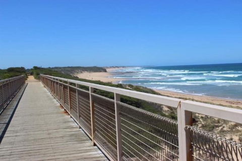 Day Tour Of Phillip Island Nature Parks & Penguins - New South Wales Tourism  1