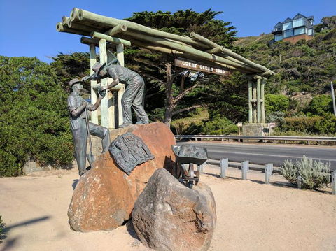 Great Ocean Road And 12 Apostles Day Trip From Melbourne - New South Wales Tourism  13