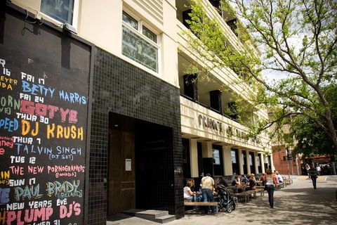 Live Music Melbourne Bus Tour - New South Wales Tourism  1