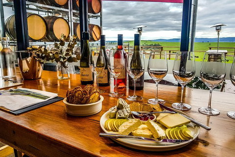 WEEKEND LOVERS Yarra Valley Wine Tour Departing From Melbourne - Weekends Only - New South Wales Tourism  0