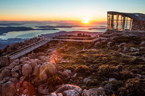 Shore Excursion: Five Of Hobart's Best In One Day - New South Wales Tourism  0