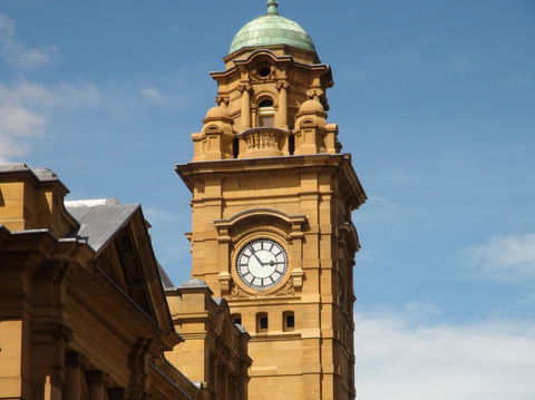 Hobart Hop-on Hop-off Bus Tour - New South Wales Tourism  2