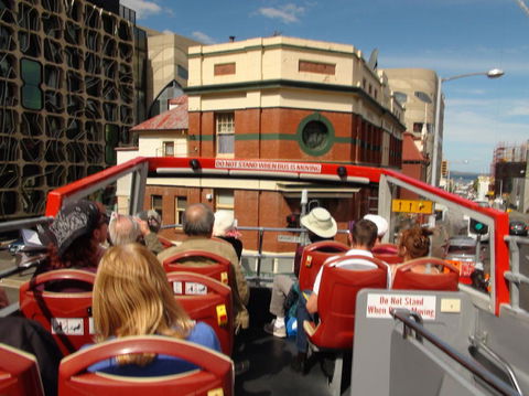 Hobart Hop-on Hop-off Bus Tour - New South Wales Tourism  3