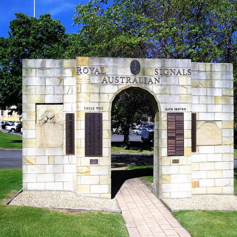 Hobart Half-Day Sightseeing Coach Tram Tour - New South Wales Tourism  11