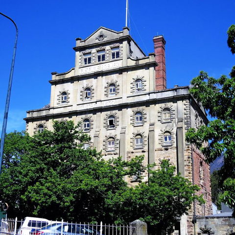 Hobart Half-Day Sightseeing Coach Tram Tour - New South Wales Tourism  9