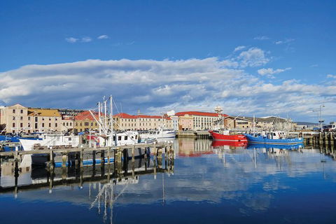 Hobart Historic Walking Tour - New South Wales Tourism  0