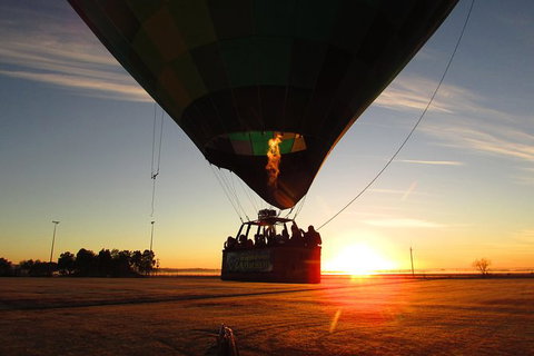 Hot Air Balloon Tasmania - New South Wales Tourism  0