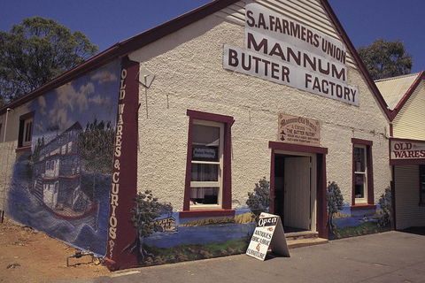 Murray River Day Trip From Adelaide Including Lunch Cruise Aboard The Proud Mary - New South Wales Tourism  0