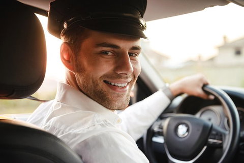 Round Trip Transfer In Private Vehicle From-to Airport In Adelaide Downtown - New South Wales Tourism  3