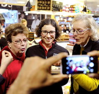 Adelaide Central Market Delicious Lunch Tour - New South Wales Tourism 